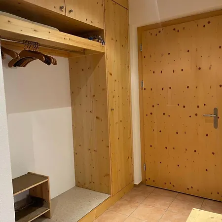 Apartamento Cozy Bus In Front Of The Door Laax