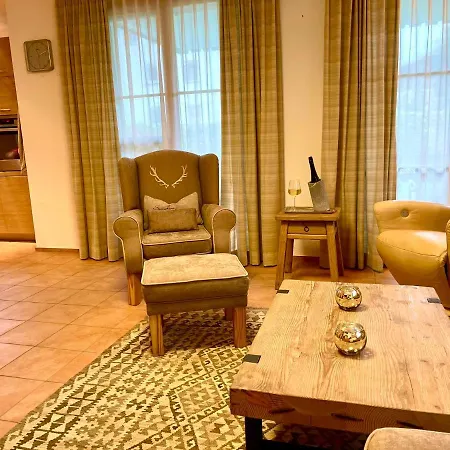 Cozy Bus In Front Of The Door Apartment