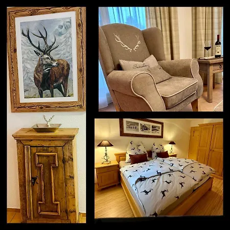 Cozy Bus In Front Of The Door لاكس