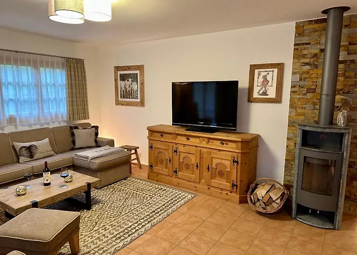 شقة Cozy Bus In Front Of The Door لاكس